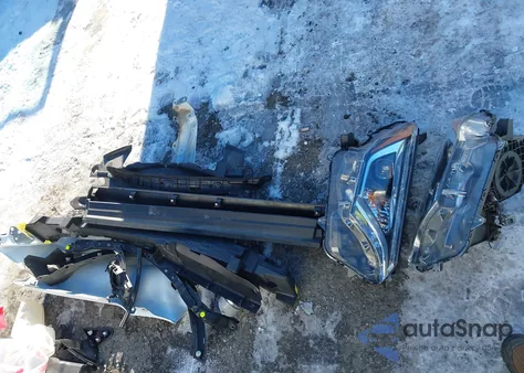 2017 Toyota Rav4 Se from USA, damaged, VIN JTMJFREV8HJ170382